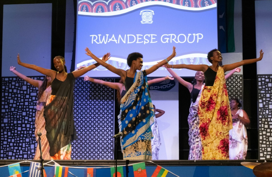 rwandese dancers